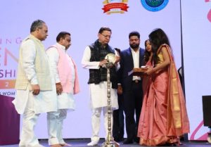 मुख्यमंत्री धामी ने ‘डायरेक्ट सेलिंग महिला उद्यमिता समिट 2025’ में किया प्रतिभाग 